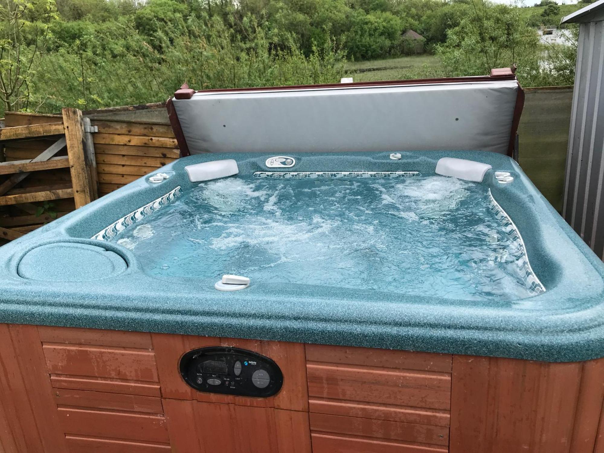 Fermanagh Lakeside Self Catering Corranny 外观 照片